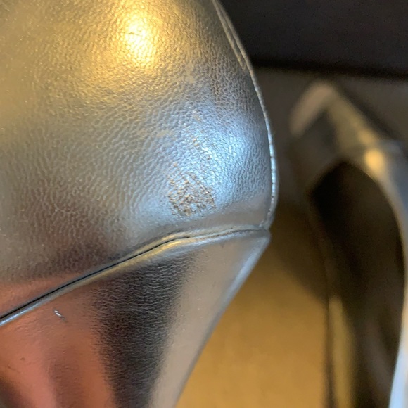 Steve Madden Silver heels, Size 7 - Picture 3 of 11